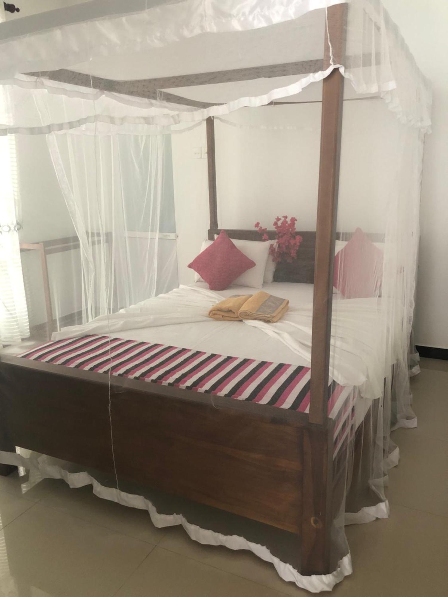 فندق Hiriketiya New Radiant House ديكويلاّ تين المظهر الخارجي الصورة